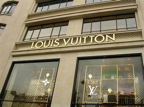 lavorare in un negozio louis vuitton|158 offerte di lavoro per “Louis Vuitton” qui: Italy .